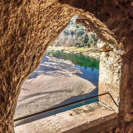 Entre Uzes Et Le Pont Du Gard Le Cocon De Sophia A Deux Pas Des Gorges Du Gardon *